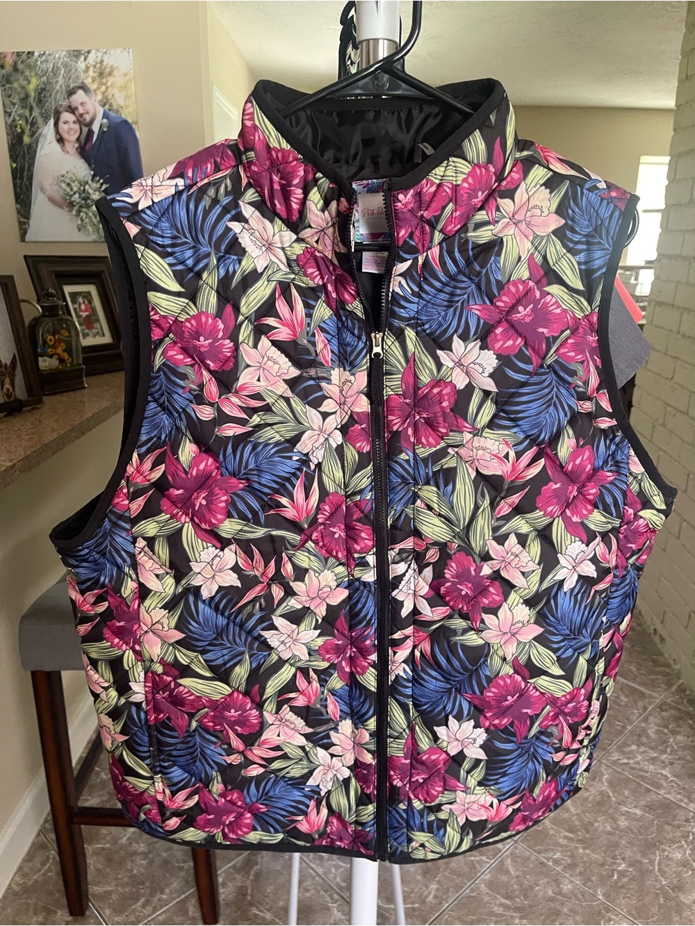 Stella Parker Floral Quilted Vest - Pink & Blue Floral Size XL